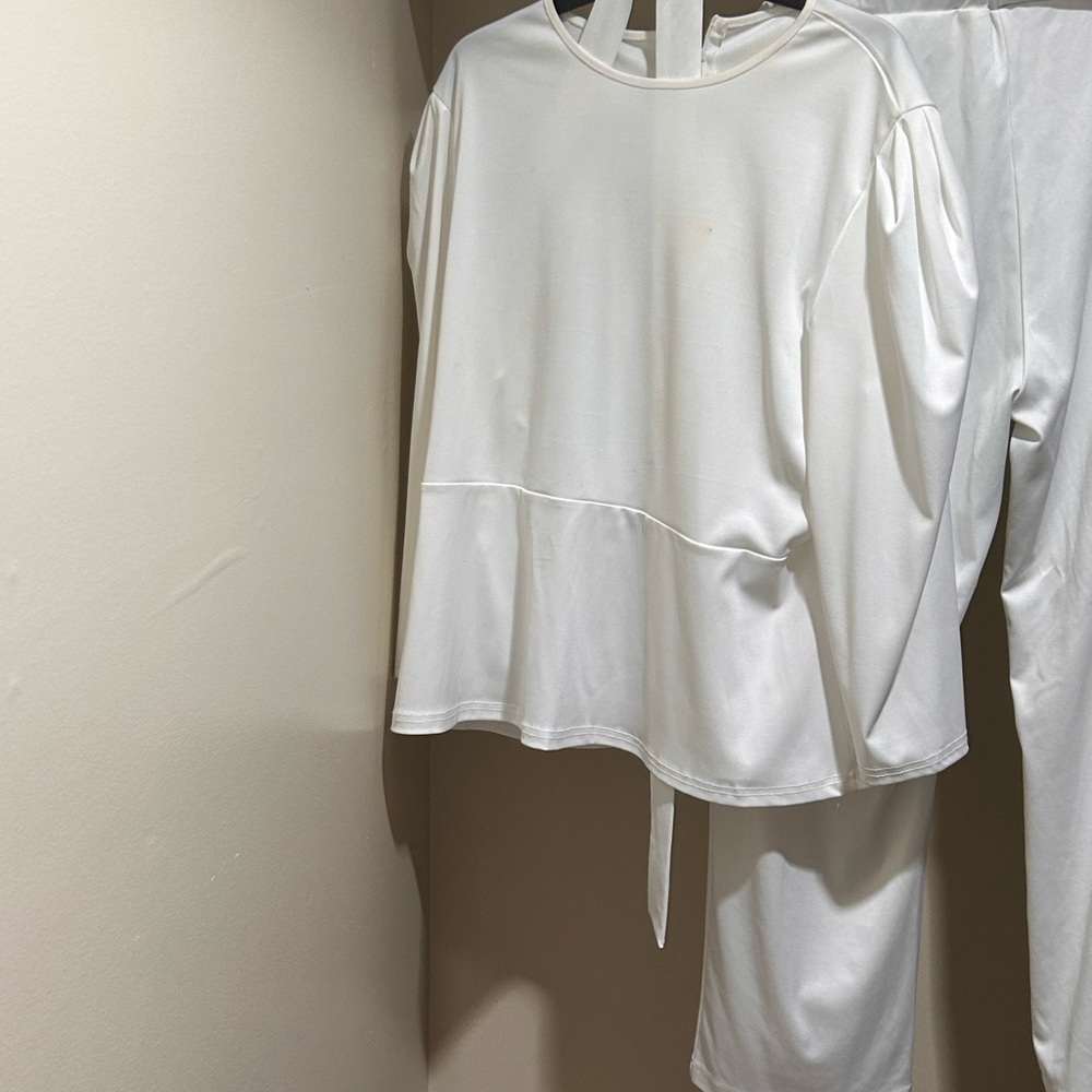 Elegant White Women's Top and Pant Set
